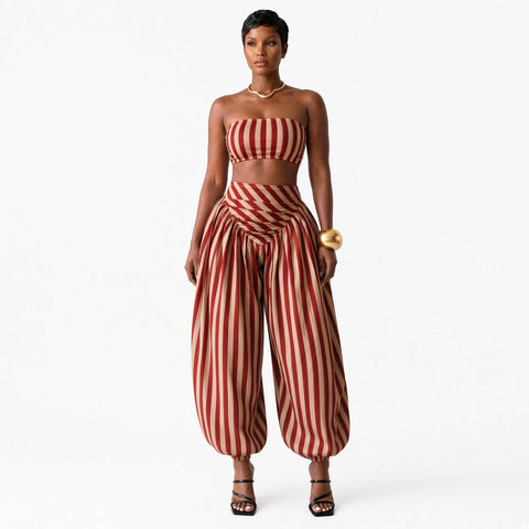 Conjunto bandeau de rayas con pantalón bombacho