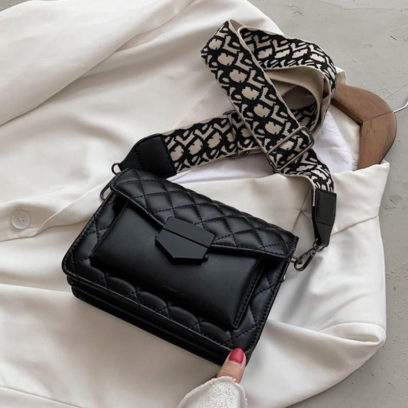 Aitana – Bolso acolchado con cadena