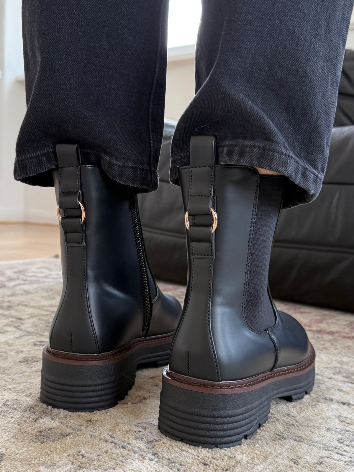 Botines Chelsea Chunky Negro