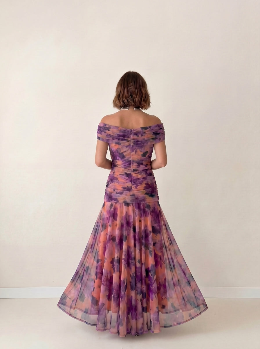 Vestido largo drapeado estilizador