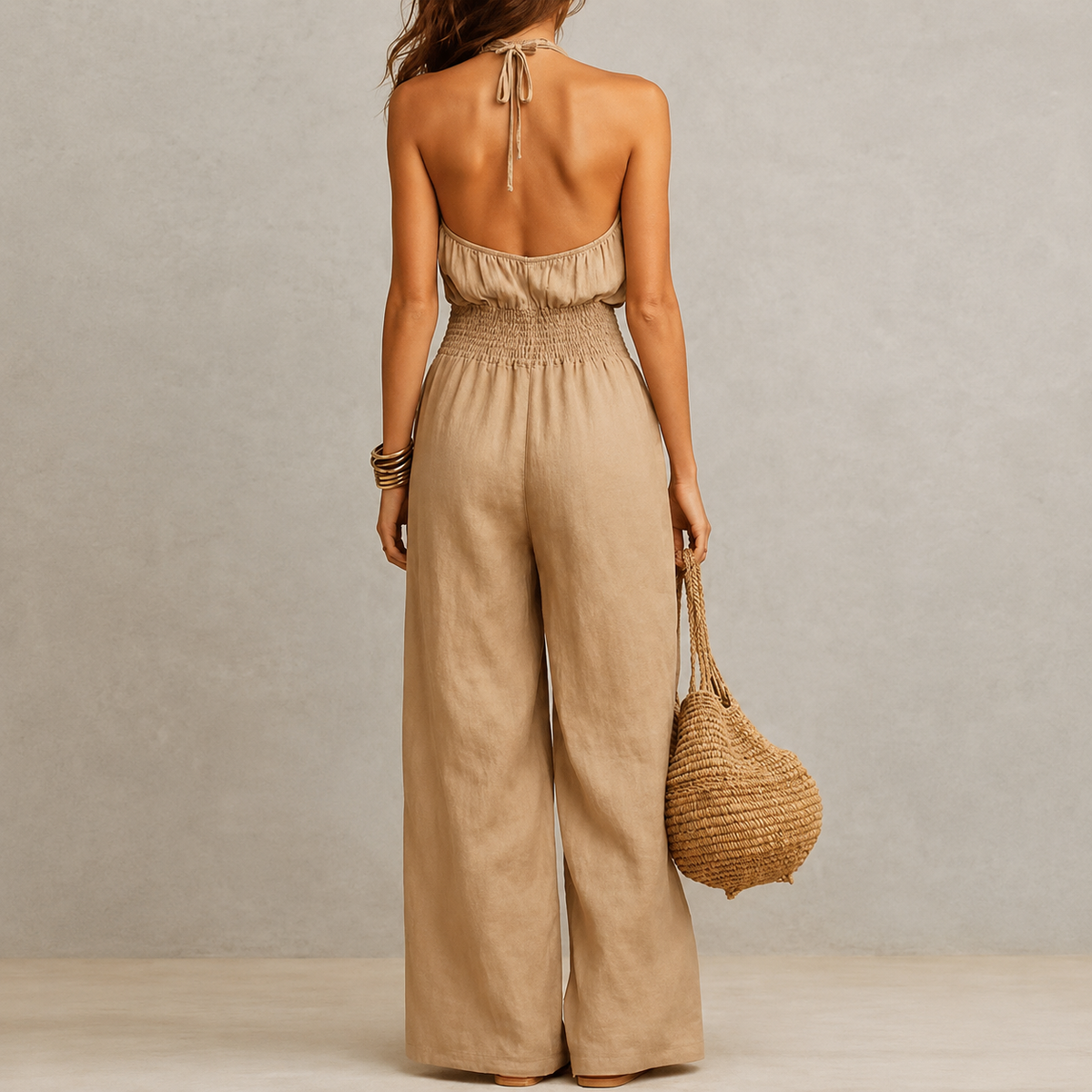 Gaia | Mono con cuello halter y cintura marcada