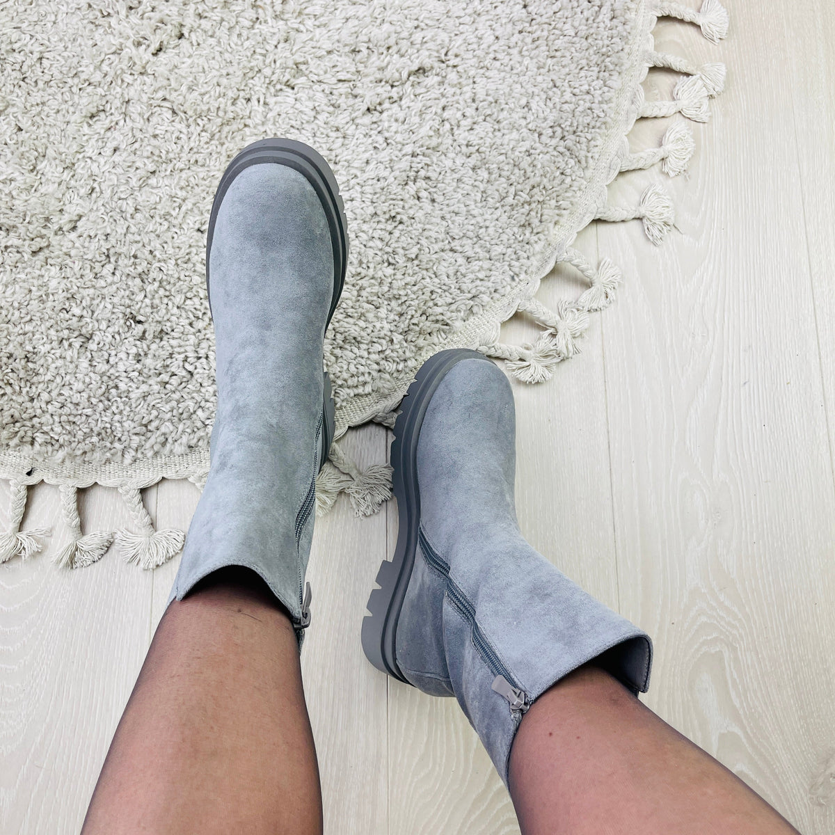 Botas Altas Chelsea Gris Claro