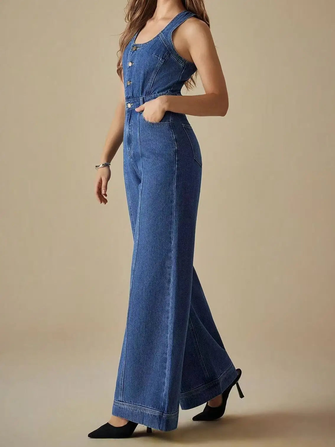 Celia™ | Mono Denim con escote en U