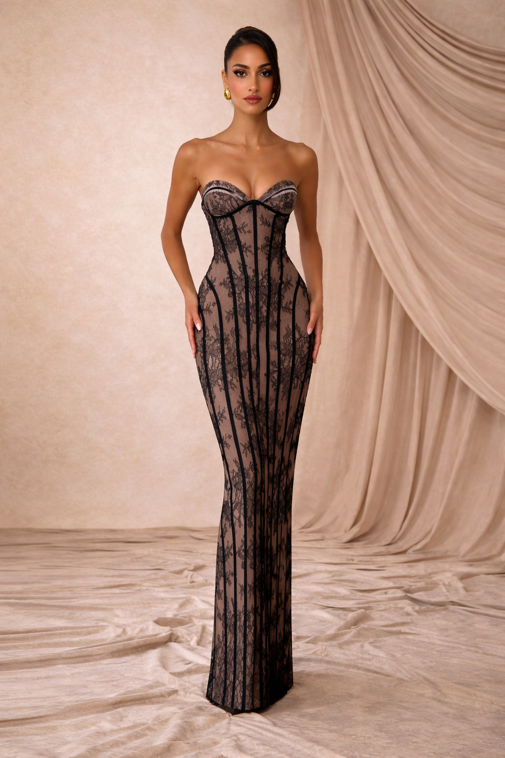 Vestido Aura | Elegancia floral y rayas en contraste