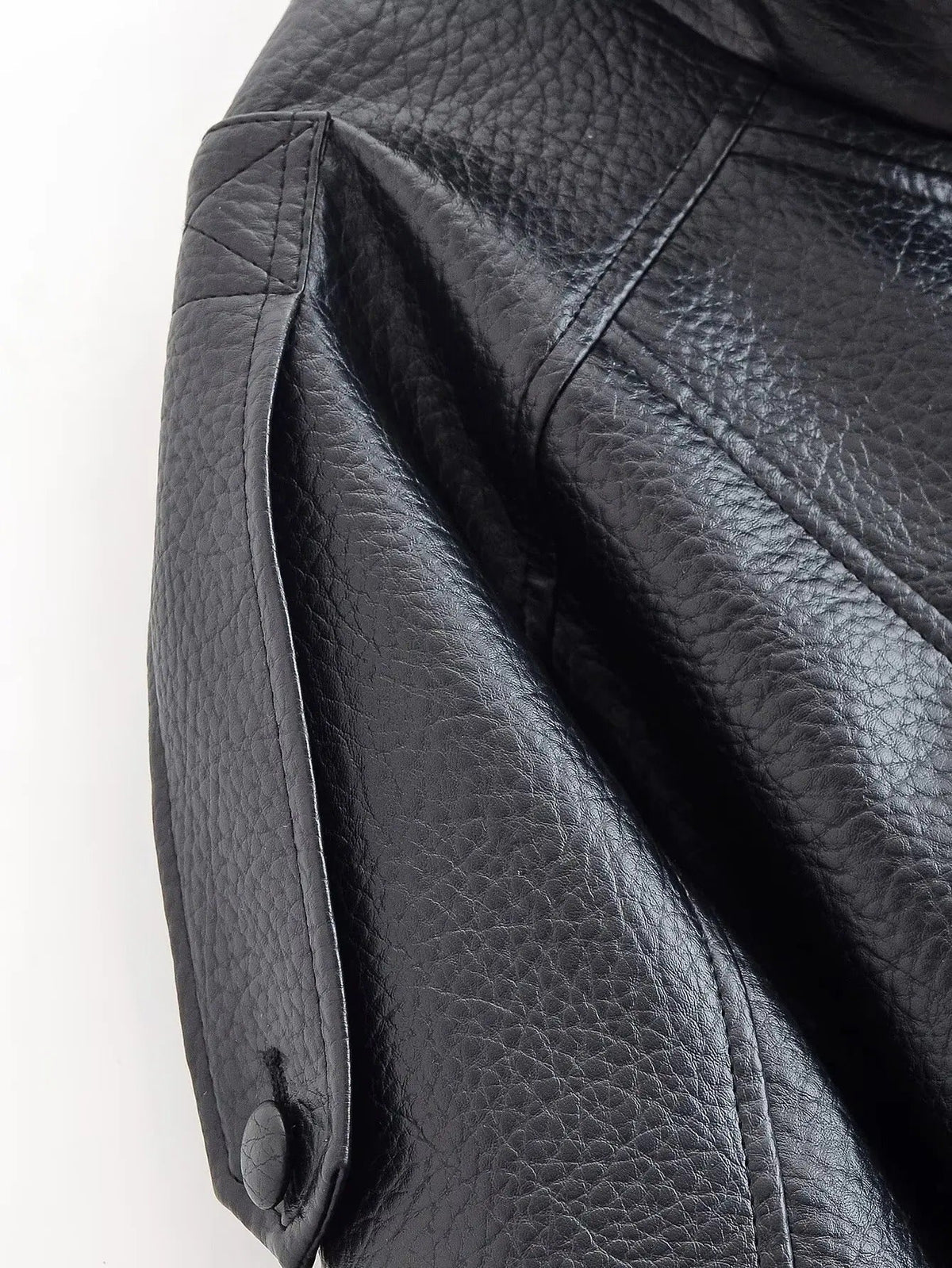 Chaqueta oversize de efecto piel