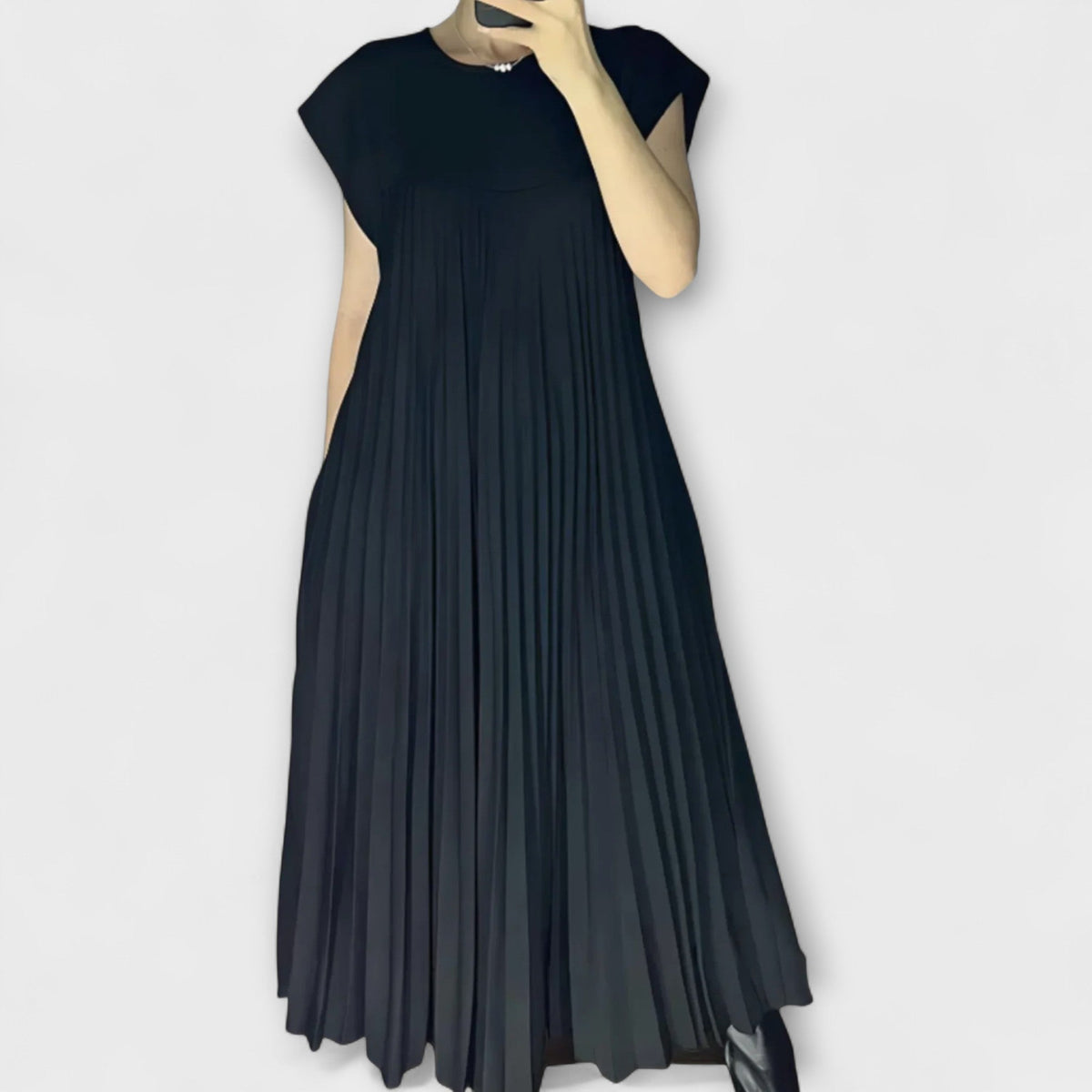 Zairelle – vestidos plisados elegantes