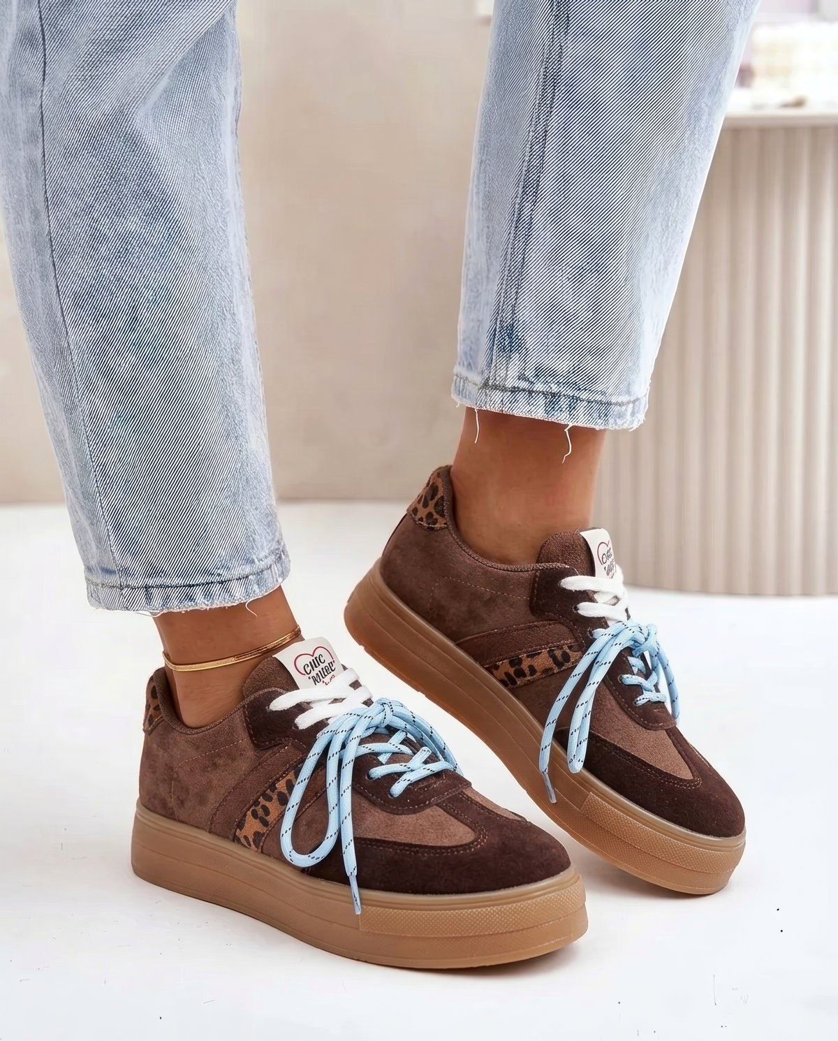 Zapatillas Noeme Marrón