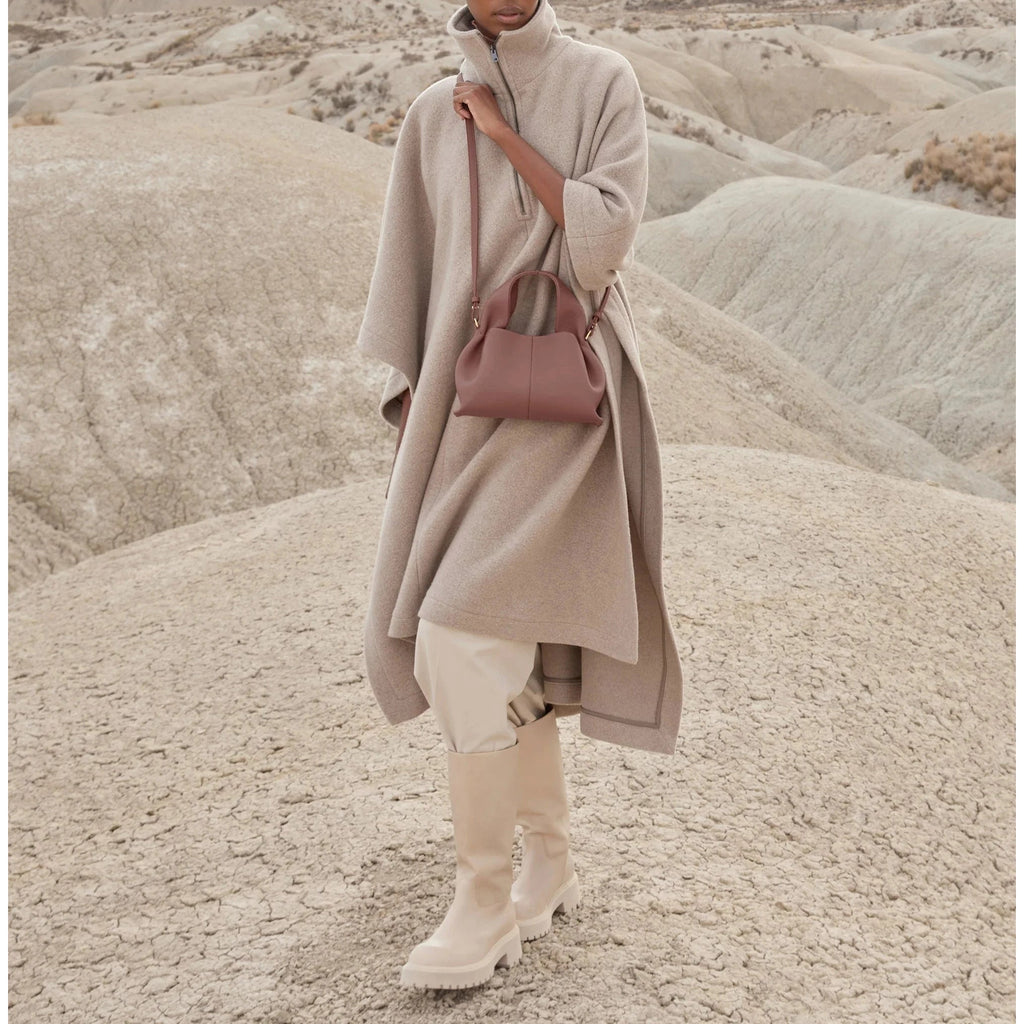 Vega – Bolso de mano minimalista