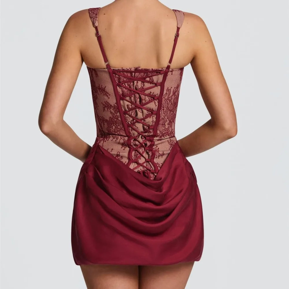 Trinity | Vestido efecto corsetería y encaje