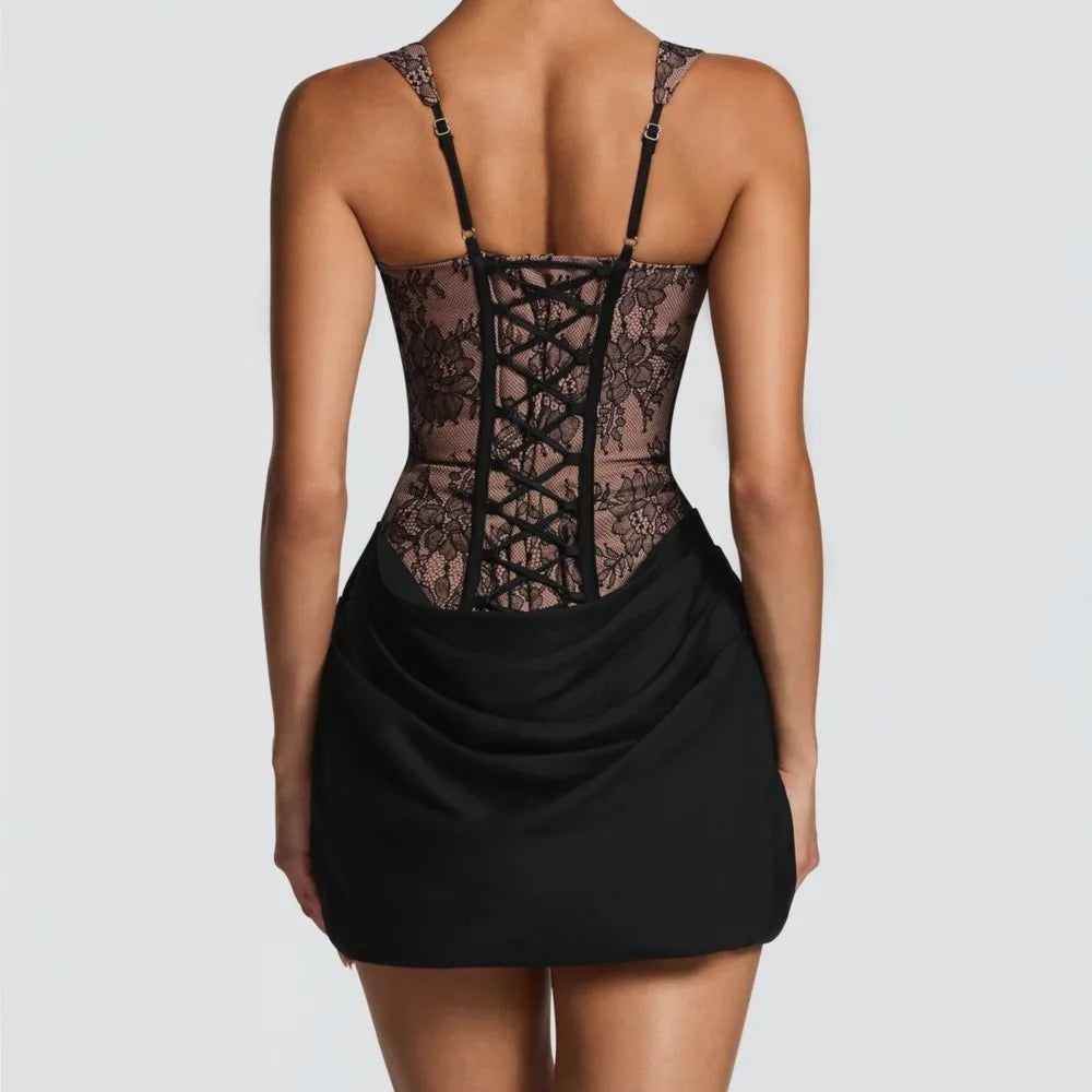 Trinity | Vestido efecto corsetería y encaje