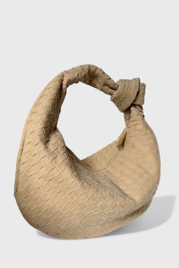 Bolso Mediano Trenzado con Detalle de Nudo