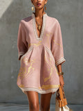Vestido Corto en V con Oro Rosa Estampado