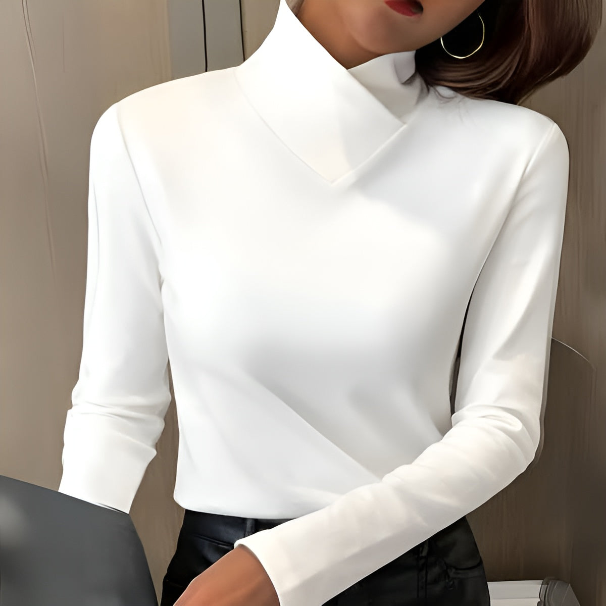 Lynova™ | Suéter elegante de cuello alto