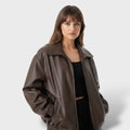 Chaqueta oversize elegante de cuero sintético
