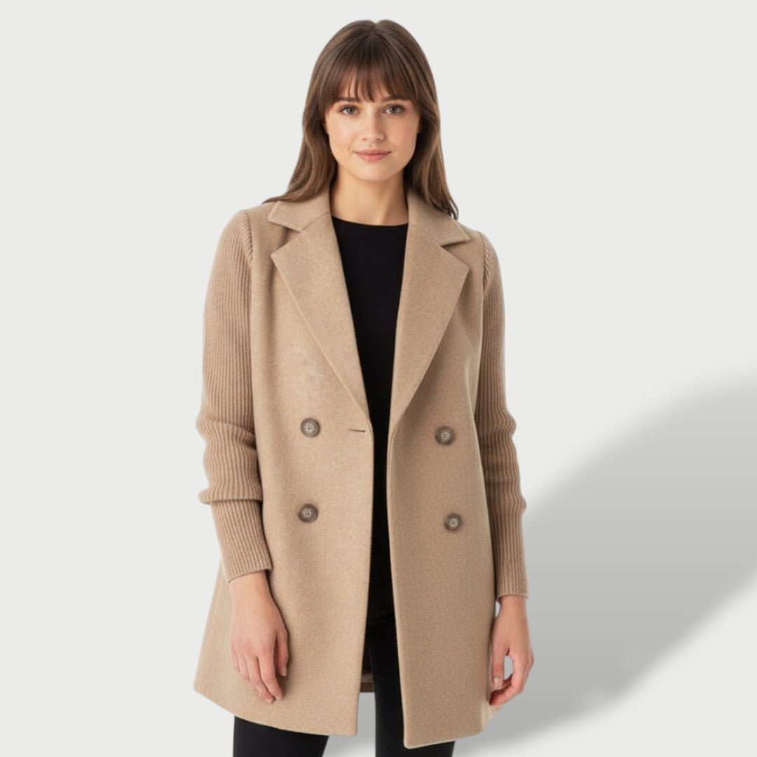 Amora | Blazer elegante con mangas de punto a rayas