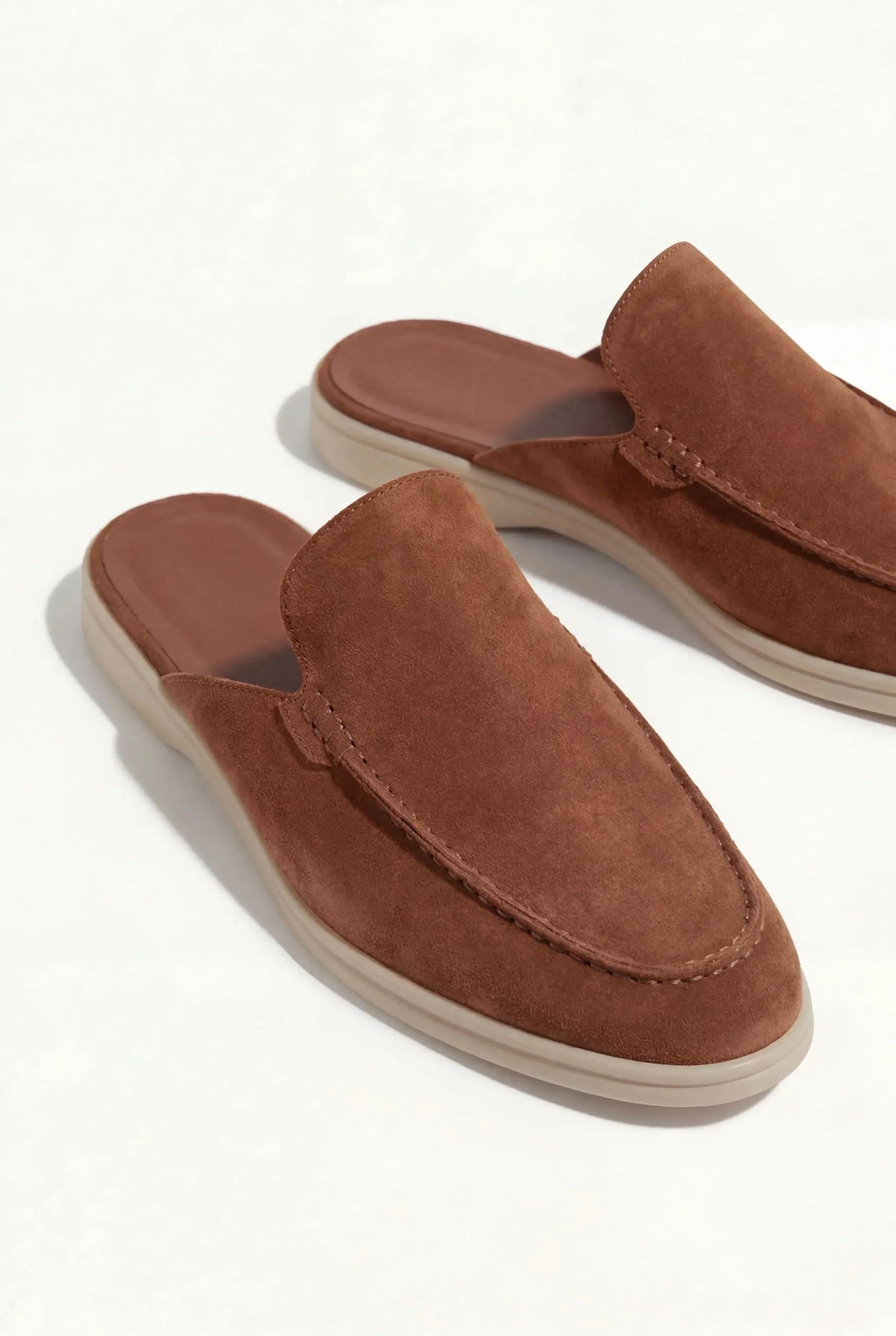 Mocasines de ante color granate