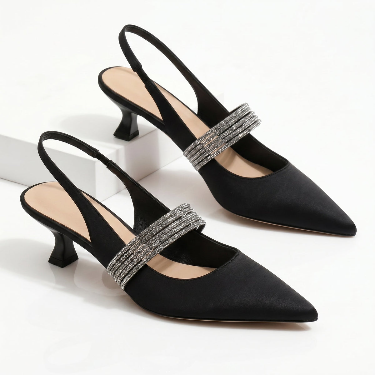 Harlow | Tacones Bajos con Cristales