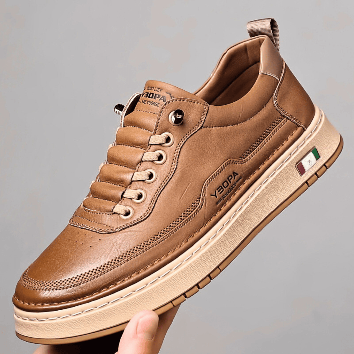 Bellano | Zapatillas de Cuero Clásicas